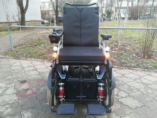 Продам не дорого немецкую электрическую инвалидную коляску Otto Bock B00S foto 5