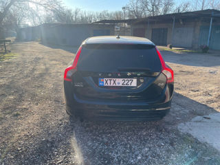 Volvo V60 foto 3