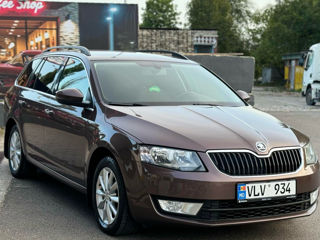 Skoda Octavia foto 2