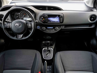 Toyota Yaris foto 7