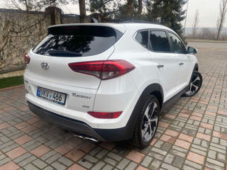 Hyundai Tucson foto 2