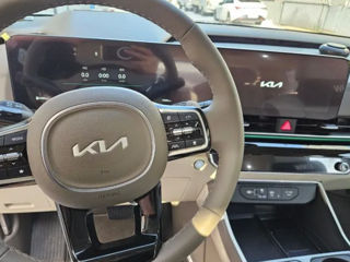 KIA Carnival foto 5