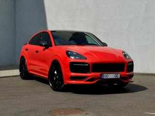 Porsche Cayenne Coupe foto 3