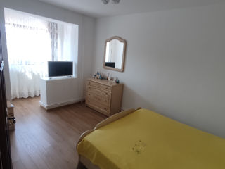 Apartament cu 3 camere, 70 m², 10 cartier, Bălți foto 2