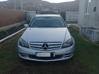 Mercedes C-Class foto 4