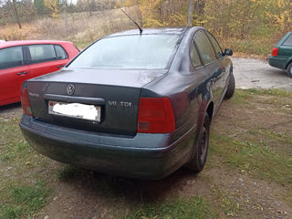 Volkswagen Passat foto 2