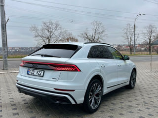 Audi Q8 foto 4