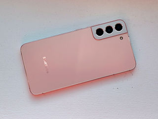 Samsung Galaxy S22+ 8/256 GB Pink Gold LN de la 527 lei lunar!  Reducere 930 lei!