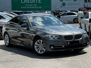 BMW 5 Series foto 4