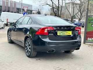 Volvo S60 foto 6