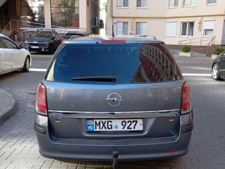 Opel Astra foto 2