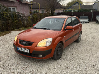 KIA Rio foto 2