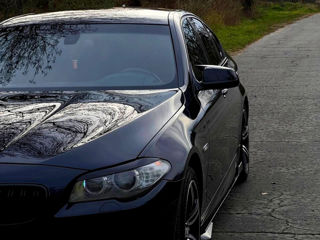 BMW 5 Series foto 11