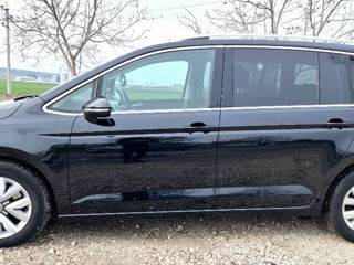 Volkswagen Touran foto 6