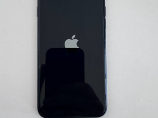 Продам телефон Apple iPhone SE (2022)