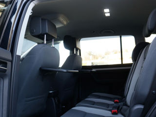Volkswagen Touran фото 11