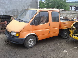 Ford Transit foto 1