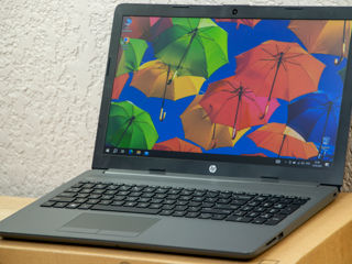 Hp Pavilion 15/ AMD A4-9125/ 8Gb Ram/ 128Gb SSD/ 15.6" HD!!