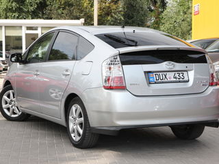 Toyota Prius foto 4