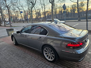 BMW 7 Series foto 4