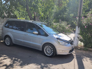 Ford Galaxy foto 1