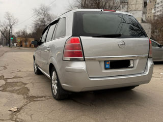 Opel Zafira foto 4