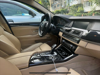 BMW 5 Series foto 3