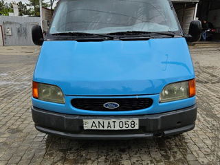 Ford Tranzit