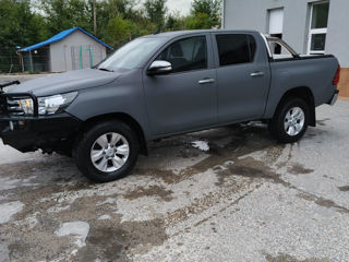 Toyota Hilux foto 2