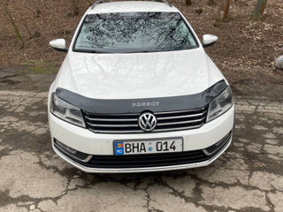 Volkswagen Passat foto 6