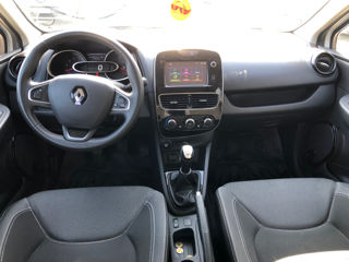 Renault Clio foto 8