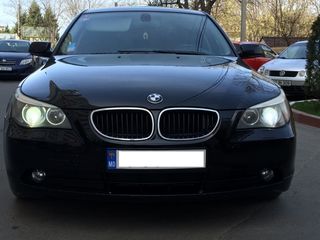 BMW 5 Series foto 3