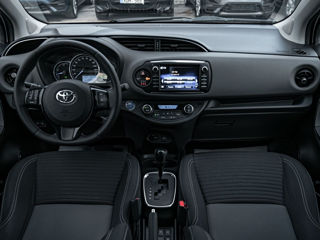 Toyota Yaris foto 6