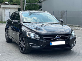 Volvo V60 фото 4