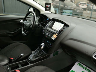 Ford Focus foto 9