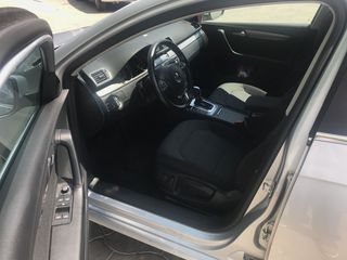 Volkswagen Passat foto 6