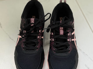 Новые кроссовки ASICS foto 2