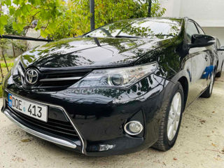 Toyota Auris foto 2