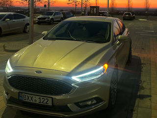 Ford Fusion foto 3