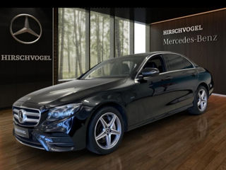 Mercedes E-Class foto 2