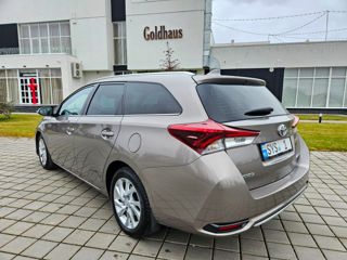 Toyota Auris foto 4