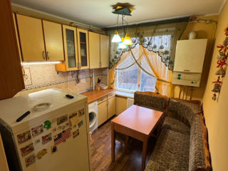 Apartament cu 2 camere, 50 m², Râșcani, Chișinău foto 2