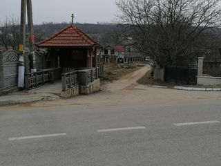 Vind teren pentru constructii in satul Panasesti 7 ari . foto 3