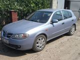 Nissan Almera foto 4