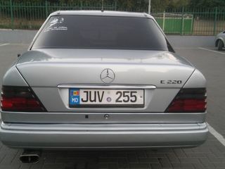 Mercedes Series (W124) foto 3