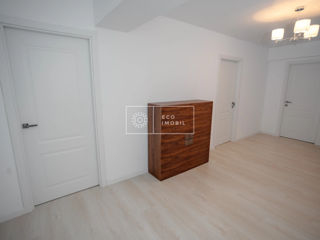 Apartament cu 2 camere, 86 m², Sculeni, Chișinău foto 2