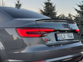 Audi A4 foto 7