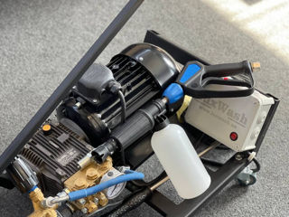 Pompa de spălatoare cu presiune foto 0