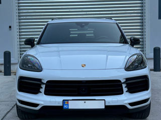 Porsche Cayenne foto 1