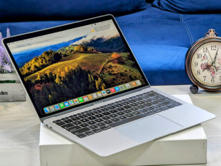 MacBook Air Retina 2019 (Core i5 8210Y/16Gb Ram/256Gb SSD/UHD Graphics/13.3" Retina) foto 2
